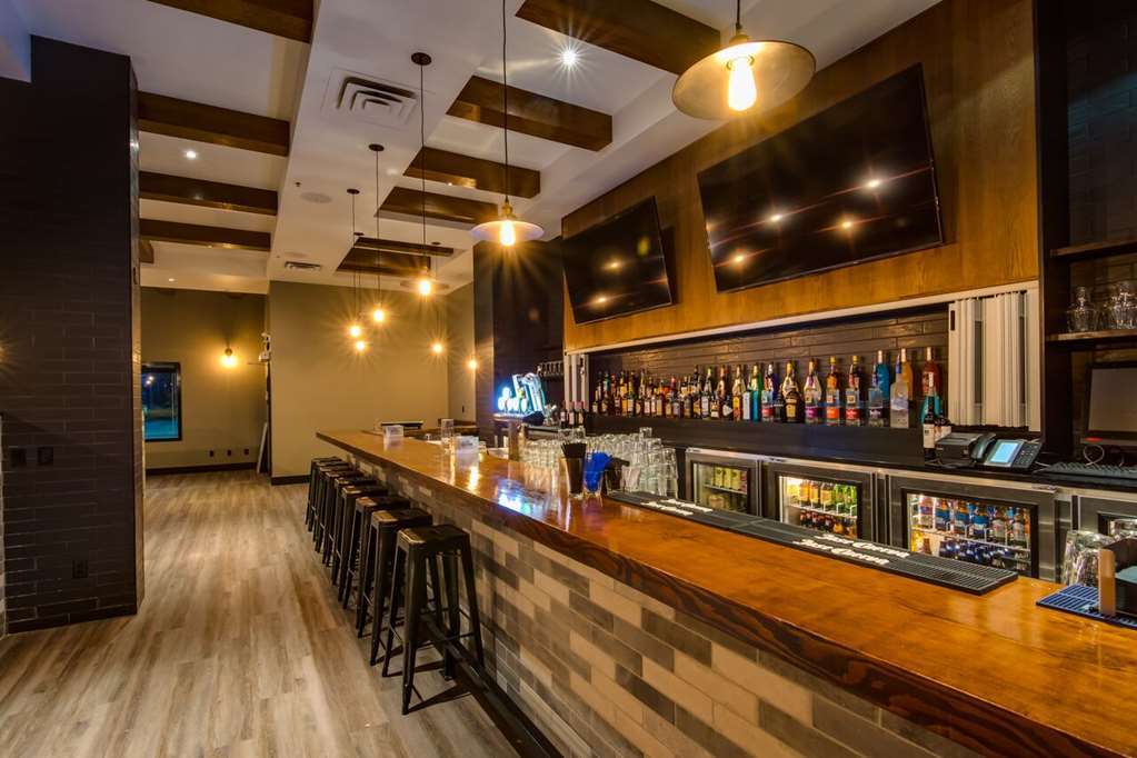 Peavine Inn & Suites High Prairie Restoran gambar
