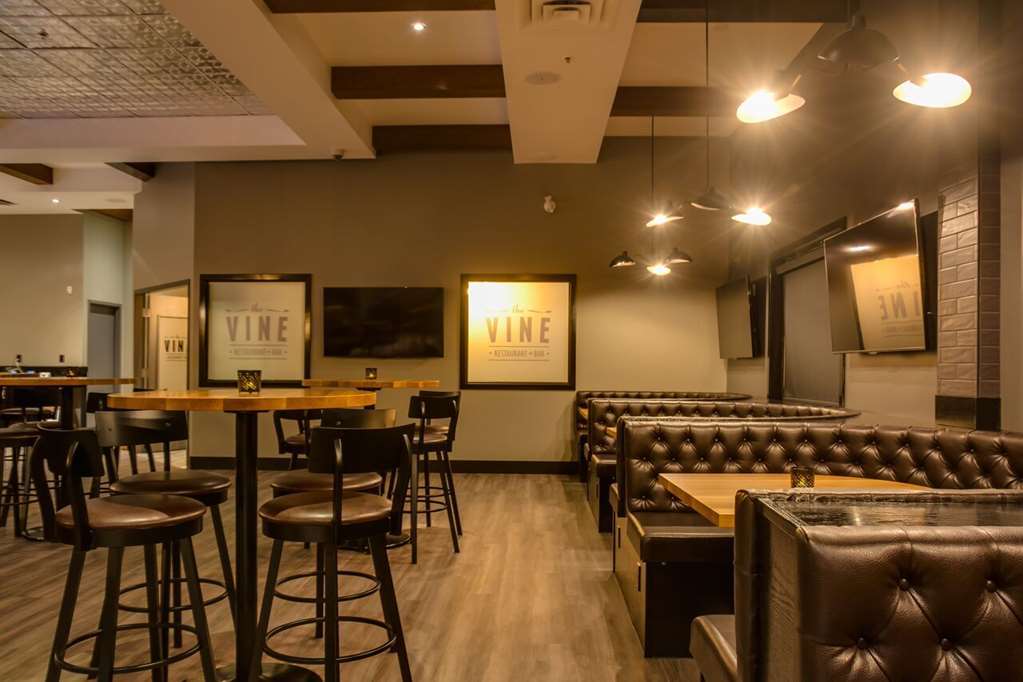 Peavine Inn & Suites High Prairie Restoran gambar
